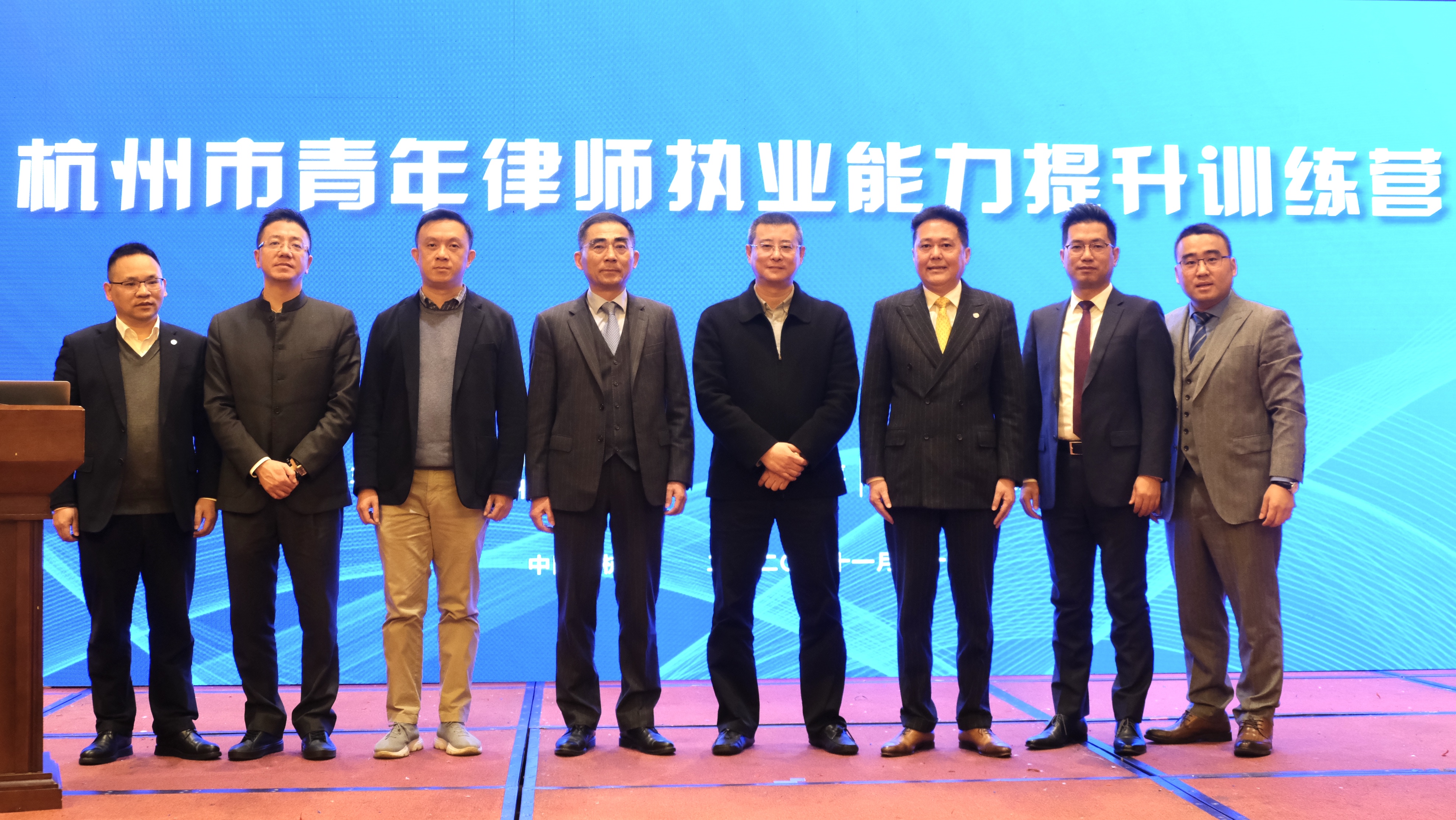 合影1.jpg