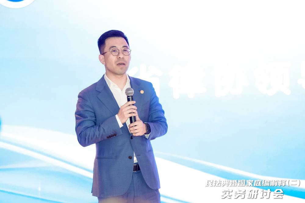 浙江省律师协会副会长 刘珂.jpg