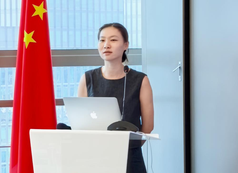 陈红_副本_副本.jpg 陈红_副本_副本.jpg