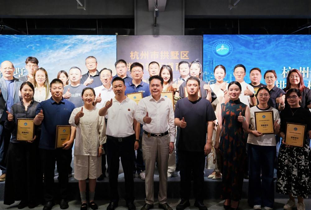 合照1.jpg