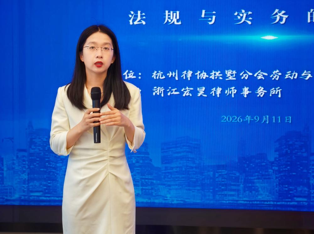 王文静_副本.jpg 王文静_副本.jpg